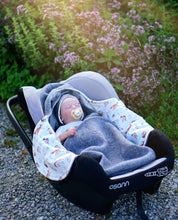 Lade das Bild in den Galerie-Viewer, Wollwalk Einschlagdecke "Jersey" - La Dresseria