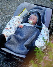 Lade das Bild in den Galerie-Viewer, Wollwalk Einschlagdecke "Jersey" - La Dresseria